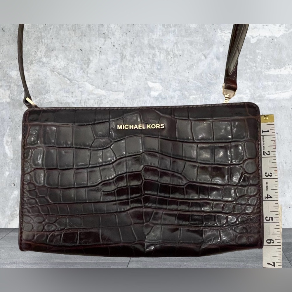 Michael Kors Purse - Picture 7 of 13